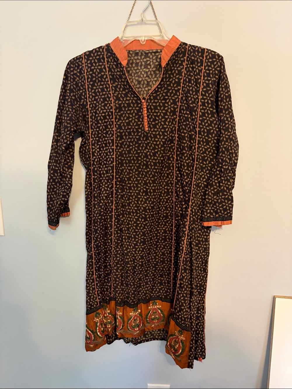 Women's Black and Orange Printed Kurta Dress